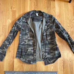 Camo khaki jacket